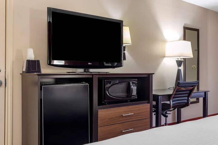 Room 15 of 30